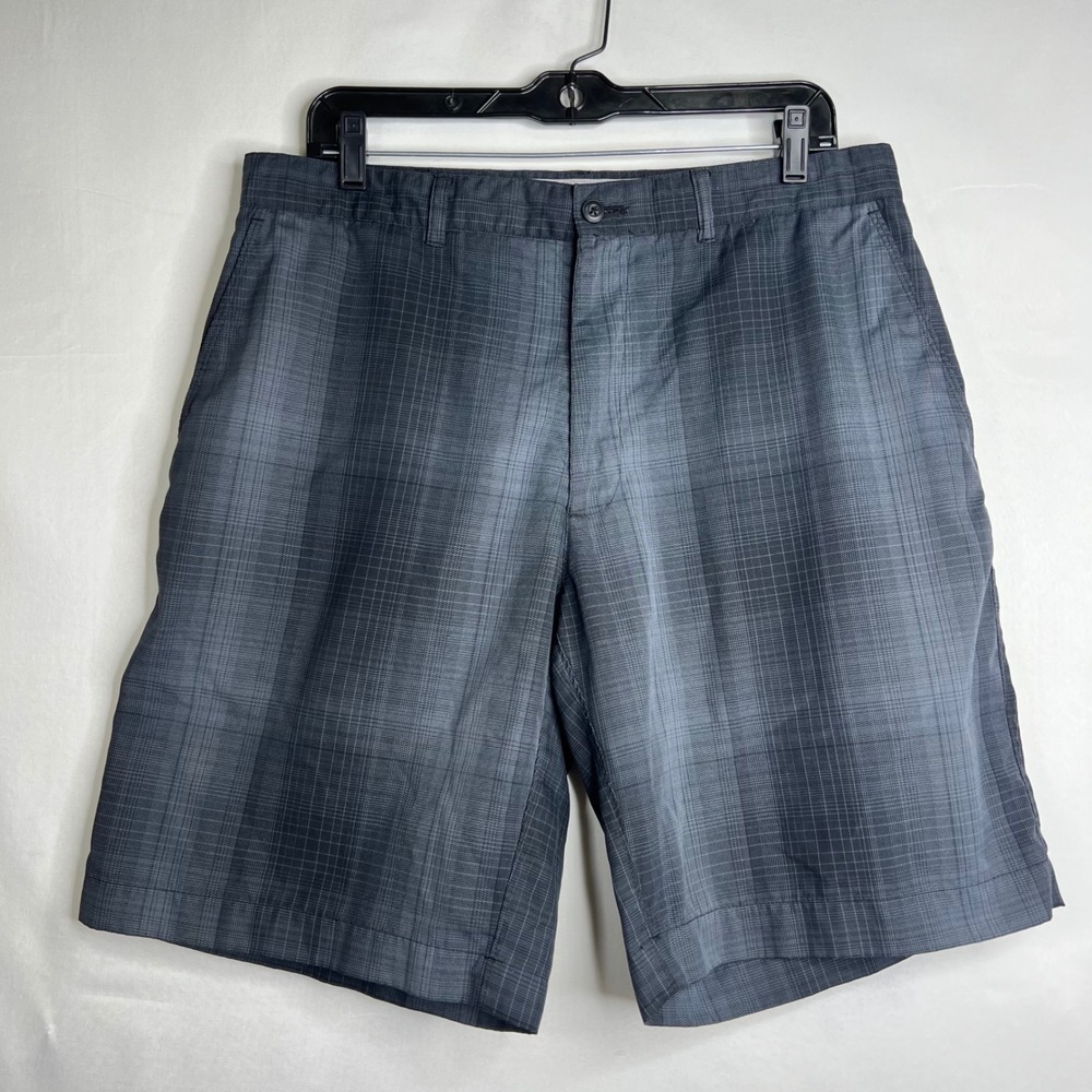 PGA Tour Gray Plaid Golf Shorts Mens 34 Performance Flat Front Athletic Preppy‎